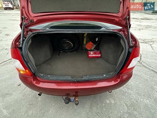 Красный ВАЗ Калина, объемом двигателя 1.6 л и пробегом 183 тыс. км за 1400 $, фото 16 на Automoto.ua