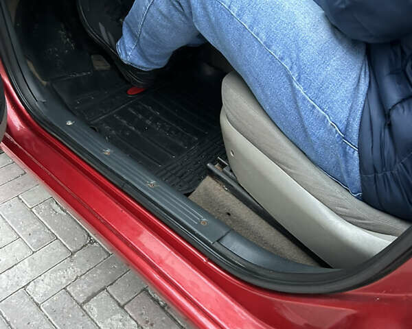 Красный ВАЗ Калина, объемом двигателя 1.6 л и пробегом 281 тыс. км за 2199 $, фото 28 на Automoto.ua