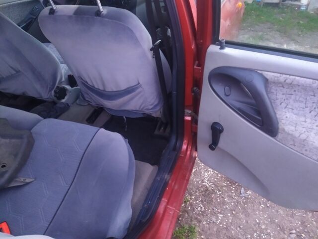 Красный ВАЗ Калина, объемом двигателя 1.6 л и пробегом 89 тыс. км за 650 $, фото 8 на Automoto.ua