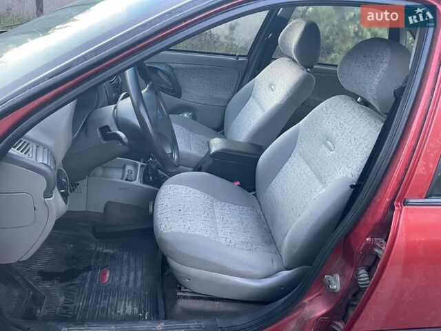 Червоний ВАЗ Калина, об'ємом двигуна 1.6 л та пробігом 308 тис. км за 999 $, фото 27 на Automoto.ua