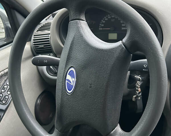 Красный ВАЗ Калина, объемом двигателя 1.6 л и пробегом 281 тыс. км за 2199 $, фото 36 на Automoto.ua