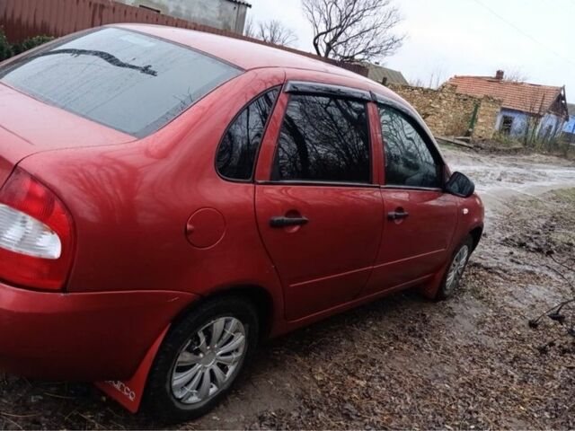 Красный ВАЗ Калина, объемом двигателя 1.6 л и пробегом 150 тыс. км за 2500 $, фото 2 на Automoto.ua