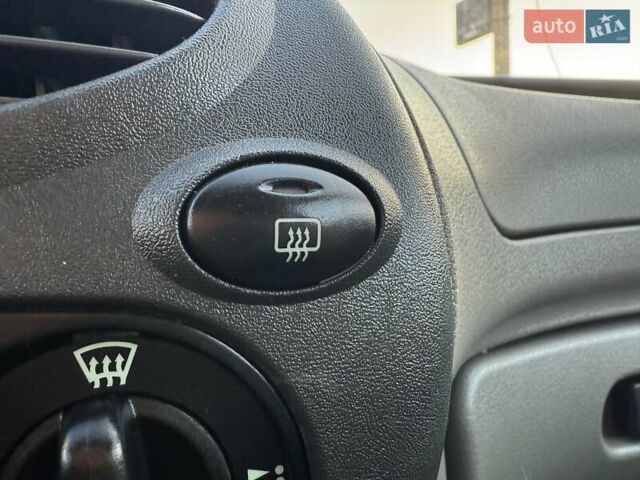 Красный ВАЗ Калина, объемом двигателя 1.6 л и пробегом 175 тыс. км за 1999 $, фото 44 на Automoto.ua