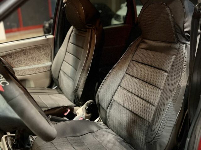 Красный ВАЗ Калина, объемом двигателя 1.6 л и пробегом 236 тыс. км за 1900 $, фото 11 на Automoto.ua