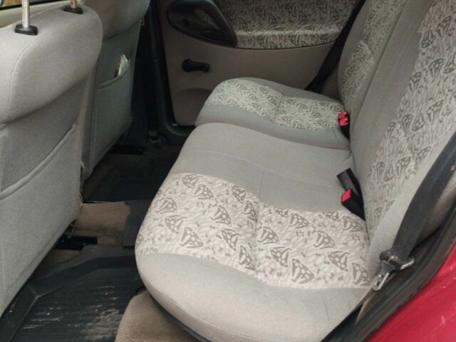 Красный ВАЗ Калина, объемом двигателя 0 л и пробегом 260 тыс. км за 1650 $, фото 4 на Automoto.ua