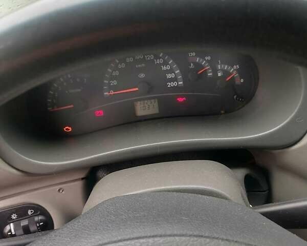 Красный ВАЗ Калина, объемом двигателя 1.6 л и пробегом 238 тыс. км за 2200 $, фото 3 на Automoto.ua