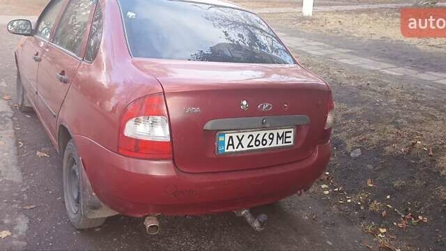 Красный ВАЗ Калина, объемом двигателя 1.6 л и пробегом 180 тыс. км за 1444 $, фото 4 на Automoto.ua