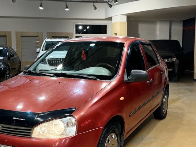 Красный ВАЗ Калина, объемом двигателя 1.6 л и пробегом 236 тыс. км за 1900 $, фото 3 на Automoto.ua