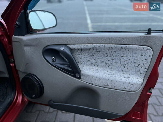 Красный ВАЗ Калина, объемом двигателя 1.6 л и пробегом 208 тыс. км за 1850 $, фото 22 на Automoto.ua