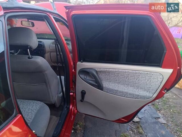 Красный ВАЗ Калина, объемом двигателя 1.6 л и пробегом 40 тыс. км за 3200 $, фото 18 на Automoto.ua