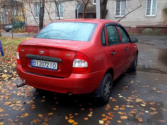 Красный ВАЗ Калина, объемом двигателя 1.6 л и пробегом 124 тыс. км за 2800 $, фото 1 на Automoto.ua