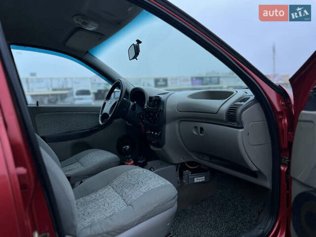 Красный ВАЗ Калина, объемом двигателя 1.6 л и пробегом 208 тыс. км за 1850 $, фото 21 на Automoto.ua