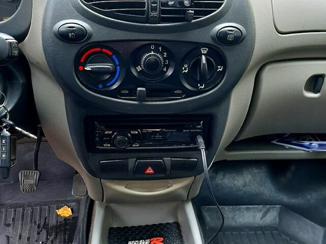 Красный ВАЗ Калина, объемом двигателя 1.6 л и пробегом 124 тыс. км за 2800 $, фото 7 на Automoto.ua