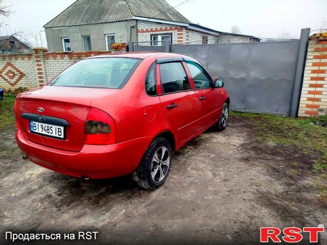 Красный ВАЗ Kalina, объемом двигателя 1.6 л и пробегом 100 тыс. км за 2100 $, фото 2 на Automoto.ua