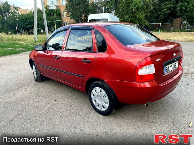 Красный ВАЗ Kalina, объемом двигателя 1.6 л и пробегом 220 тыс. км за 2299 $, фото 2 на Automoto.ua