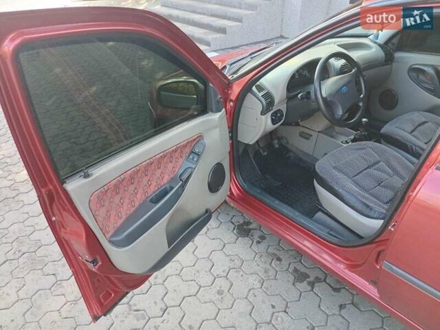 Красный ВАЗ Калина, объемом двигателя 1.39 л и пробегом 117 тыс. км за 2800 $, фото 8 на Automoto.ua