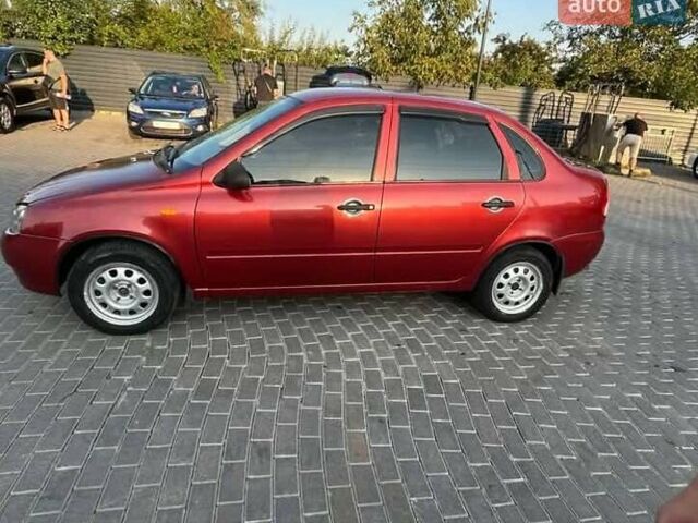 Красный ВАЗ Калина, объемом двигателя 1.39 л и пробегом 217 тыс. км за 2200 $, фото 1 на Automoto.ua