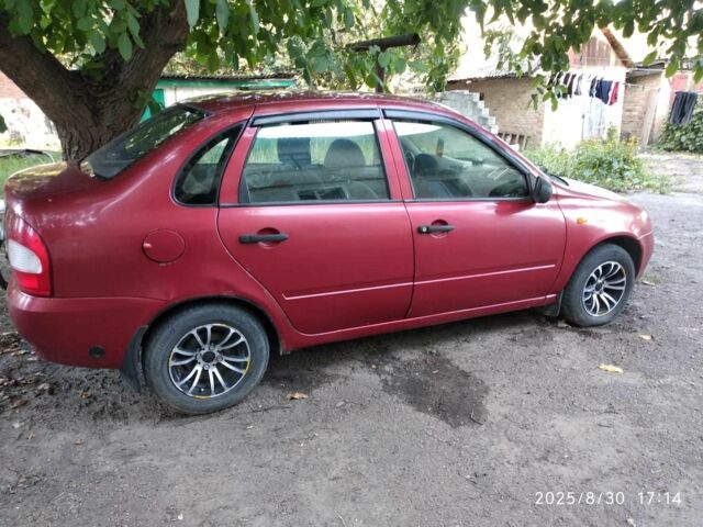 Червоний ВАЗ Калина, об'ємом двигуна 1.6 л та пробігом 280 тис. км за 1350 $, фото 3 на Automoto.ua