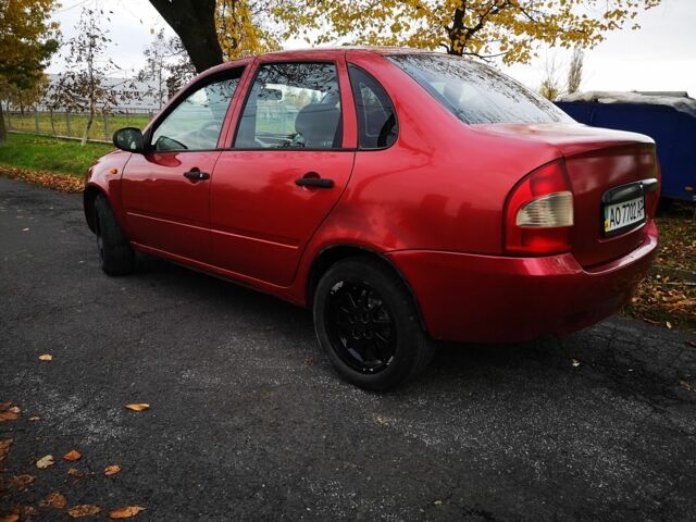 Красный ВАЗ Калина, объемом двигателя 1 л и пробегом 200 тыс. км за 1400 $, фото 2 на Automoto.ua