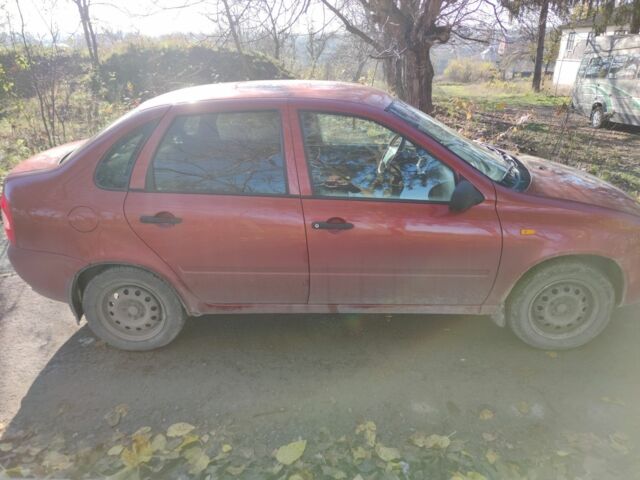 Красный ВАЗ Калина, объемом двигателя 1.4 л и пробегом 196 тыс. км за 1250 $, фото 2 на Automoto.ua