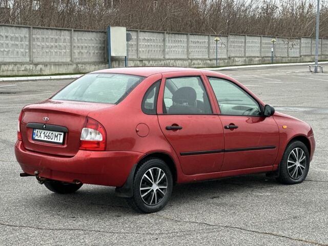 Красный ВАЗ Калина, объемом двигателя 1.6 л и пробегом 200 тыс. км за 1950 $, фото 2 на Automoto.ua