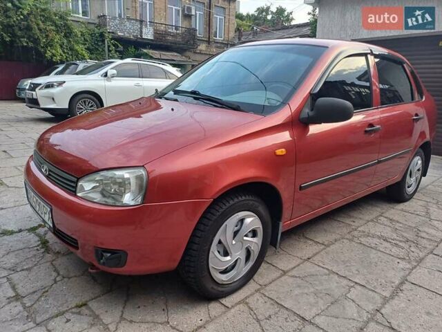 Красный ВАЗ Калина, объемом двигателя 1.6 л и пробегом 111 тыс. км за 2800 $, фото 15 на Automoto.ua