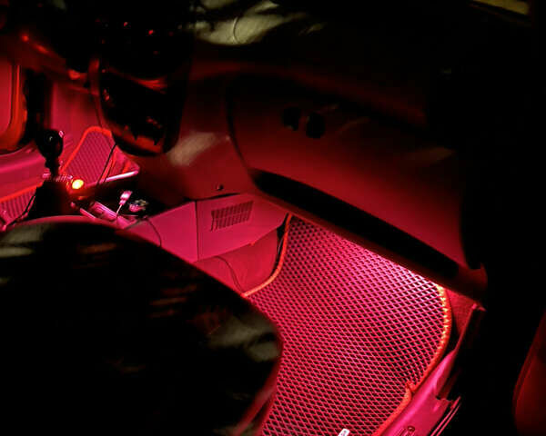 Красный ВАЗ Калина, объемом двигателя 1.39 л и пробегом 217 тыс. км за 2200 $, фото 27 на Automoto.ua