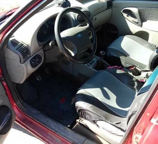 Красный ВАЗ Калина, объемом двигателя 1.6 л и пробегом 213 тыс. км за 1500 $, фото 4 на Automoto.ua