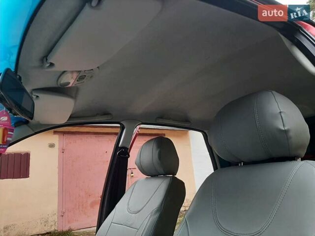 Красный ВАЗ Калина, объемом двигателя 1.6 л и пробегом 146 тыс. км за 2350 $, фото 36 на Automoto.ua