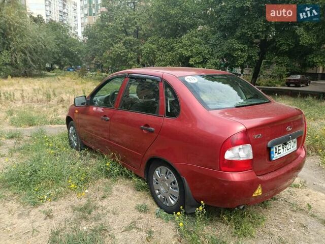 Красный ВАЗ Калина, объемом двигателя 1.39 л и пробегом 106 тыс. км за 3300 $, фото 7 на Automoto.ua
