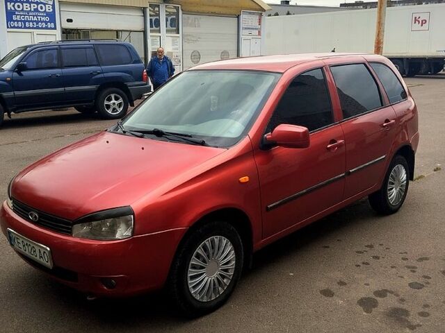 Красный ВАЗ Kalina, объемом двигателя 1.4 л и пробегом 0 тыс. км за 2700 $, фото 2 на Automoto.ua