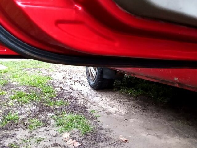 Красный ВАЗ Kalina, объемом двигателя 1.6 л и пробегом 155 тыс. км за 1500 $, фото 4 на Automoto.ua