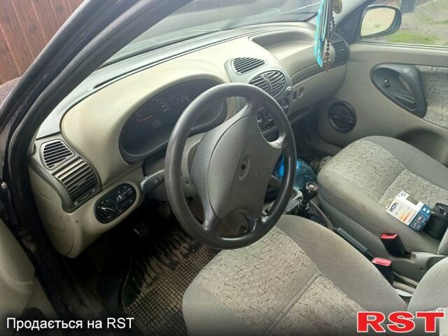 ВАЗ Kalina, об'ємом двигуна 1.6 л та пробігом 185 тис. км за 1600 $, фото 1 на Automoto.ua