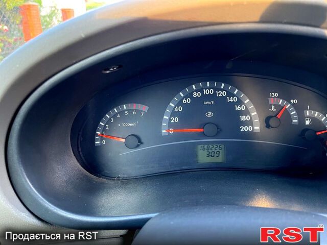 ВАЗ Kalina, объемом двигателя 1.6 л и пробегом 168 тыс. км за 2150 $, фото 9 на Automoto.ua