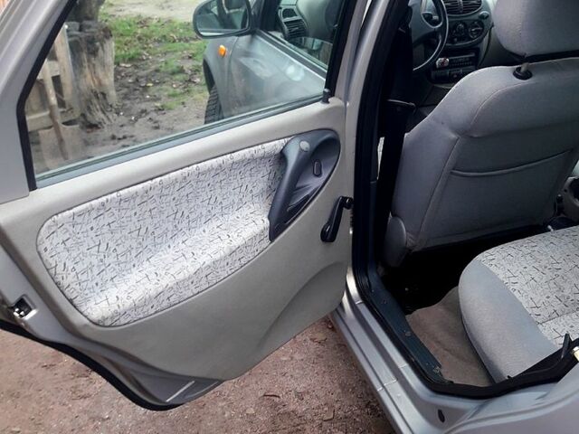 ВАЗ Kalina, объемом двигателя 1.6 л и пробегом 95 тыс. км за 2999 $, фото 2 на Automoto.ua