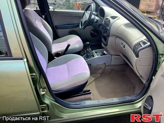 ВАЗ Kalina, об'ємом двигуна 1.6 л та пробігом 93 тис. км за 2700 $, фото 4 на Automoto.ua