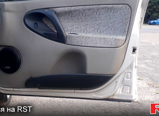 ВАЗ Kalina, об'ємом двигуна 1.6 л та пробігом 182 тис. км за 2400 $, фото 8 на Automoto.ua