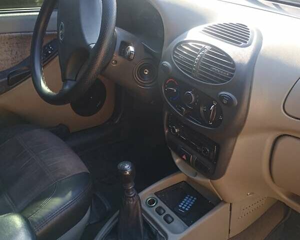 ВАЗ Калина, объемом двигателя 1.6 л и пробегом 175 тыс. км за 2500 $, фото 6 на Automoto.ua