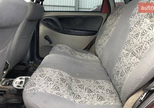 ВАЗ Калина, объемом двигателя 1.6 л и пробегом 60 тыс. км за 1400 $, фото 5 на Automoto.ua