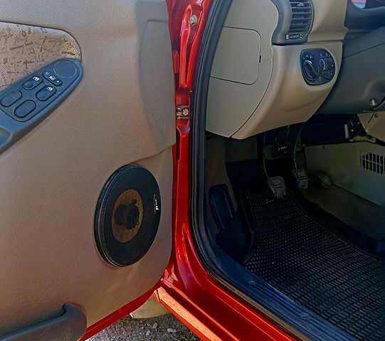 ВАЗ Kalina, объемом двигателя 16 л и пробегом 77 тыс. км за 2600 $, фото 5 на Automoto.ua