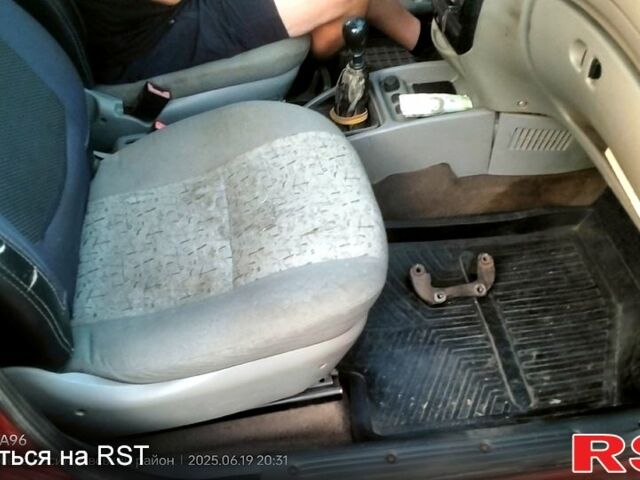 ВАЗ Kalina, объемом двигателя 1.6 л и пробегом 0 тыс. км за 1400 $, фото 7 на Automoto.ua