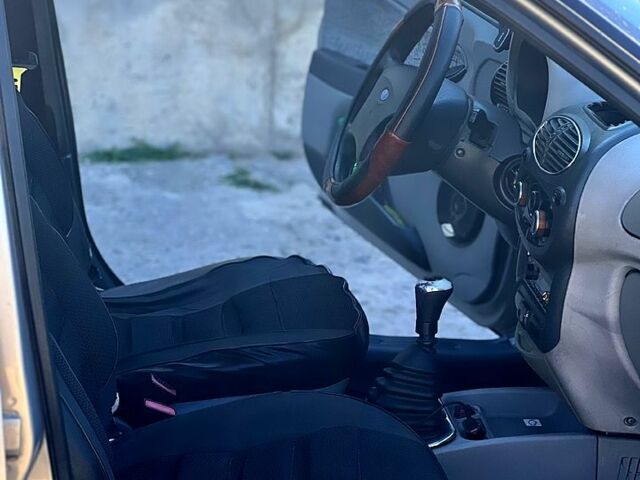 ВАЗ Kalina, объемом двигателя 1.6 л и пробегом 186 тыс. км за 1600 $, фото 12 на Automoto.ua