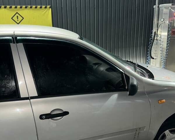 ВАЗ Калина, объемом двигателя 1.6 л и пробегом 156 тыс. км за 1900 $, фото 3 на Automoto.ua