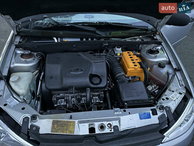 ВАЗ Калина, объемом двигателя 1.6 л и пробегом 98 тыс. км за 3200 $, фото 6 на Automoto.ua