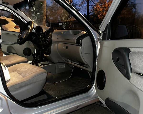 ВАЗ Калина, объемом двигателя 1.6 л и пробегом 98 тыс. км за 3200 $, фото 11 на Automoto.ua
