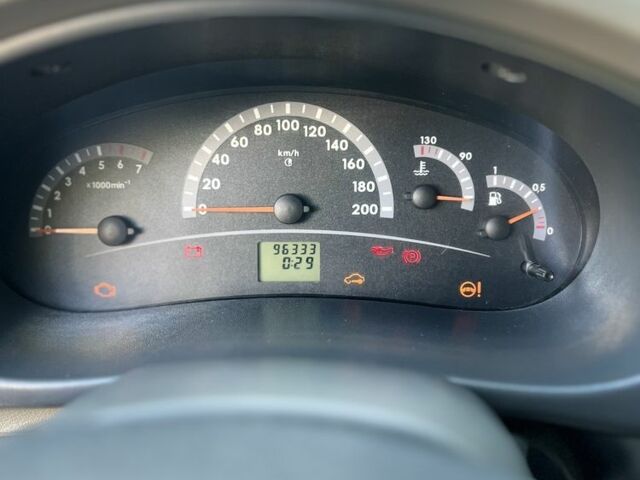 Желтый ВАЗ Калина, объемом двигателя 1.6 л и пробегом 97 тыс. км за 2500 $, фото 8 на Automoto.ua