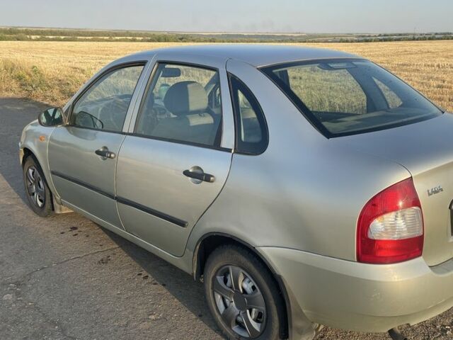 Желтый ВАЗ Калина, объемом двигателя 1.6 л и пробегом 214 тыс. км за 1400 $, фото 3 на Automoto.ua