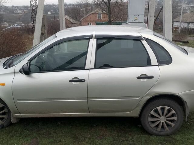 Жовтий ВАЗ Калина, об'ємом двигуна 1.6 л та пробігом 140 тис. км за 1800 $, фото 1 на Automoto.ua