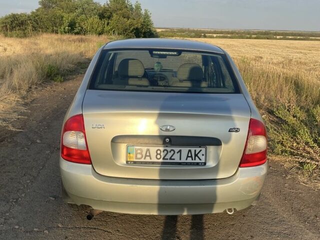 Желтый ВАЗ Калина, объемом двигателя 1.6 л и пробегом 214 тыс. км за 1400 $, фото 4 на Automoto.ua