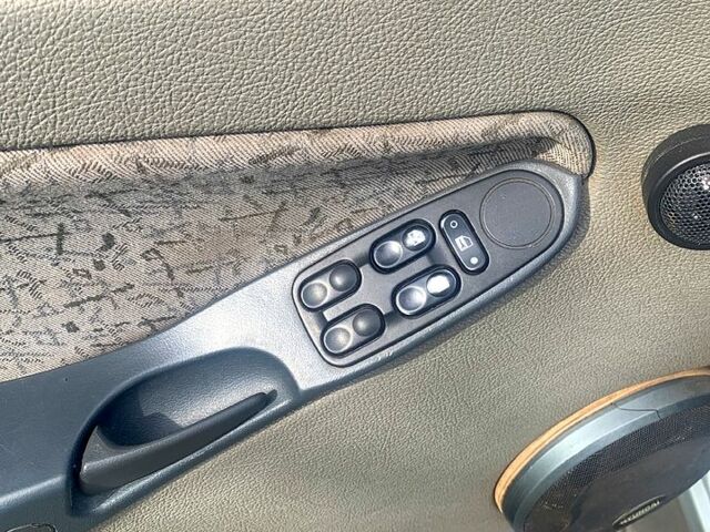 Серый ВАЗ Kalina, объемом двигателя 1.6 л и пробегом 0 тыс. км за 1250 $, фото 4 на Automoto.ua